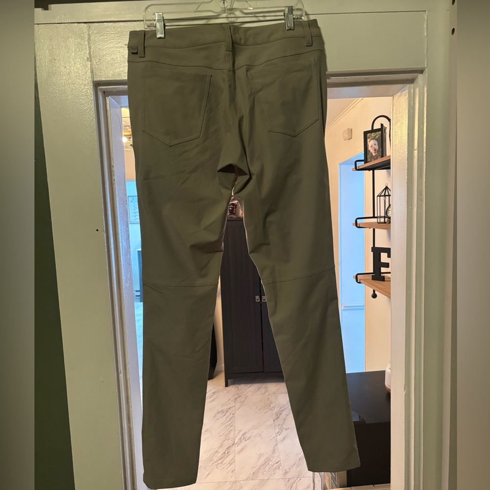Lululemon commission skinny